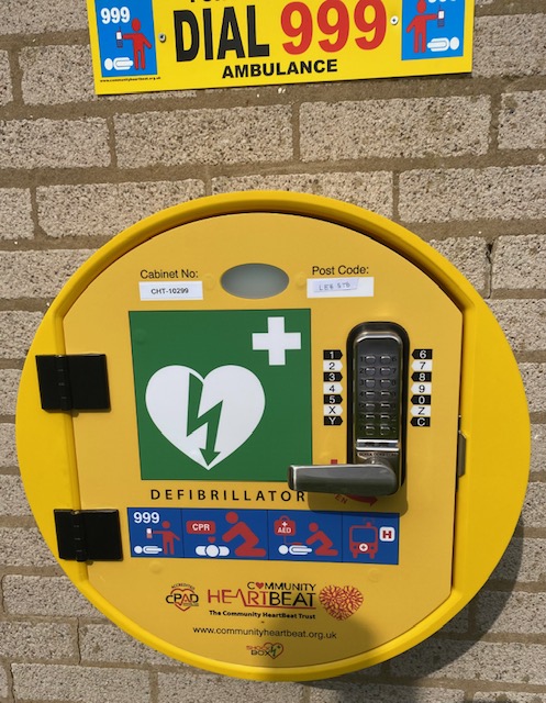 DO YOU WANT TO LEARN HOW TO USE A DEFIBRILLATOR?